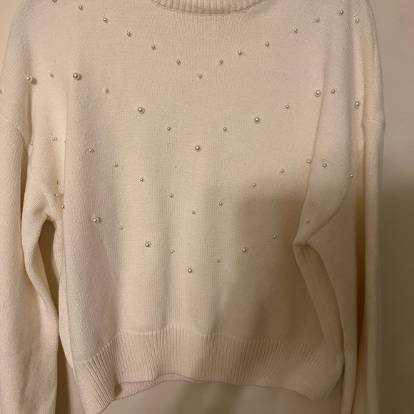 Express Sweater- cream with pearls. - Picture 4 of 6